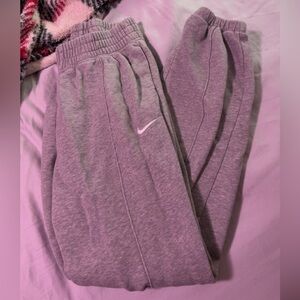 Women’s grey Nike joggers xs oversized